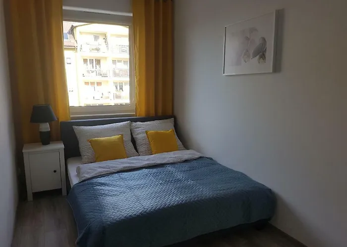 Narutowicza Modern 2 *